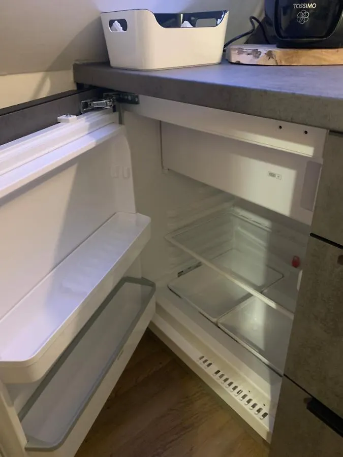 Bezaubernde Ferienwohnung Mit Rosengarten Waldershof